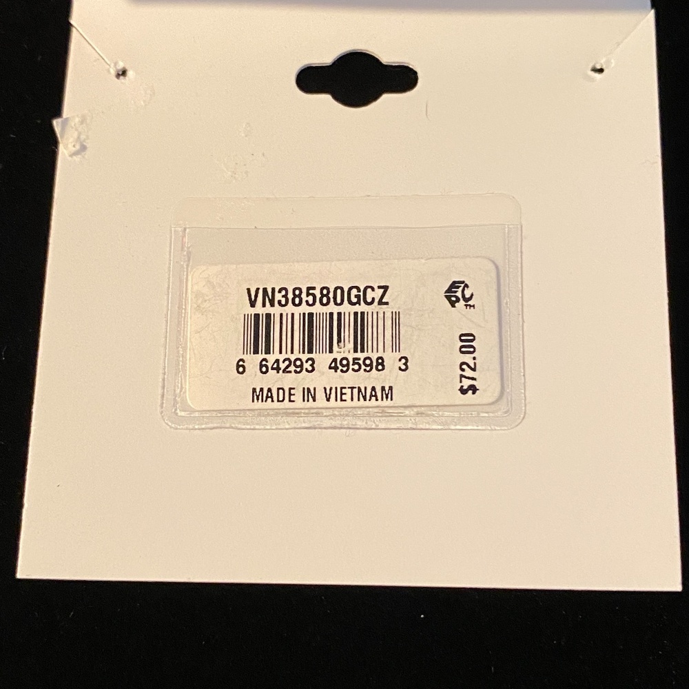 AVA NADRI Cubic Zirconia Pavé Lariat Necklace - Picture 4 of 7